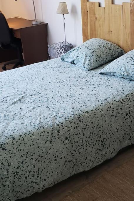 Chez Samb Villa Lussac-les-Châteaux Eksteriør bilde